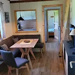 Bienenhaus * Dornhan